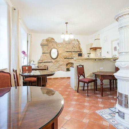 Na Kapucinske Hotel Mikulov Ngoại thất bức ảnh