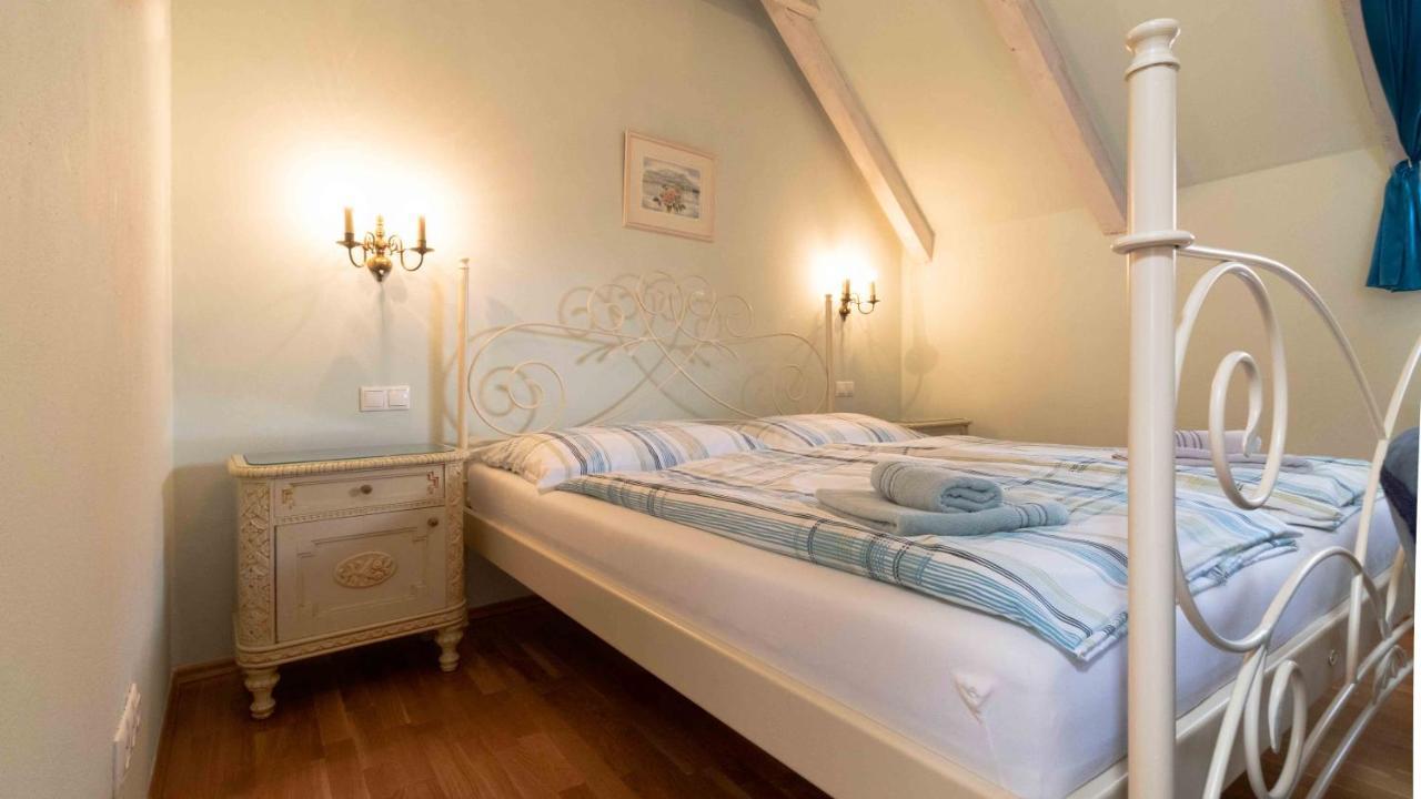 Na Kapucinske Hotel Mikulov Ngoại thất bức ảnh