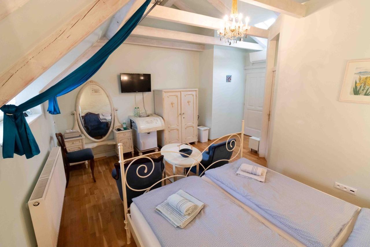 Na Kapucinske Hotel Mikulov Ngoại thất bức ảnh