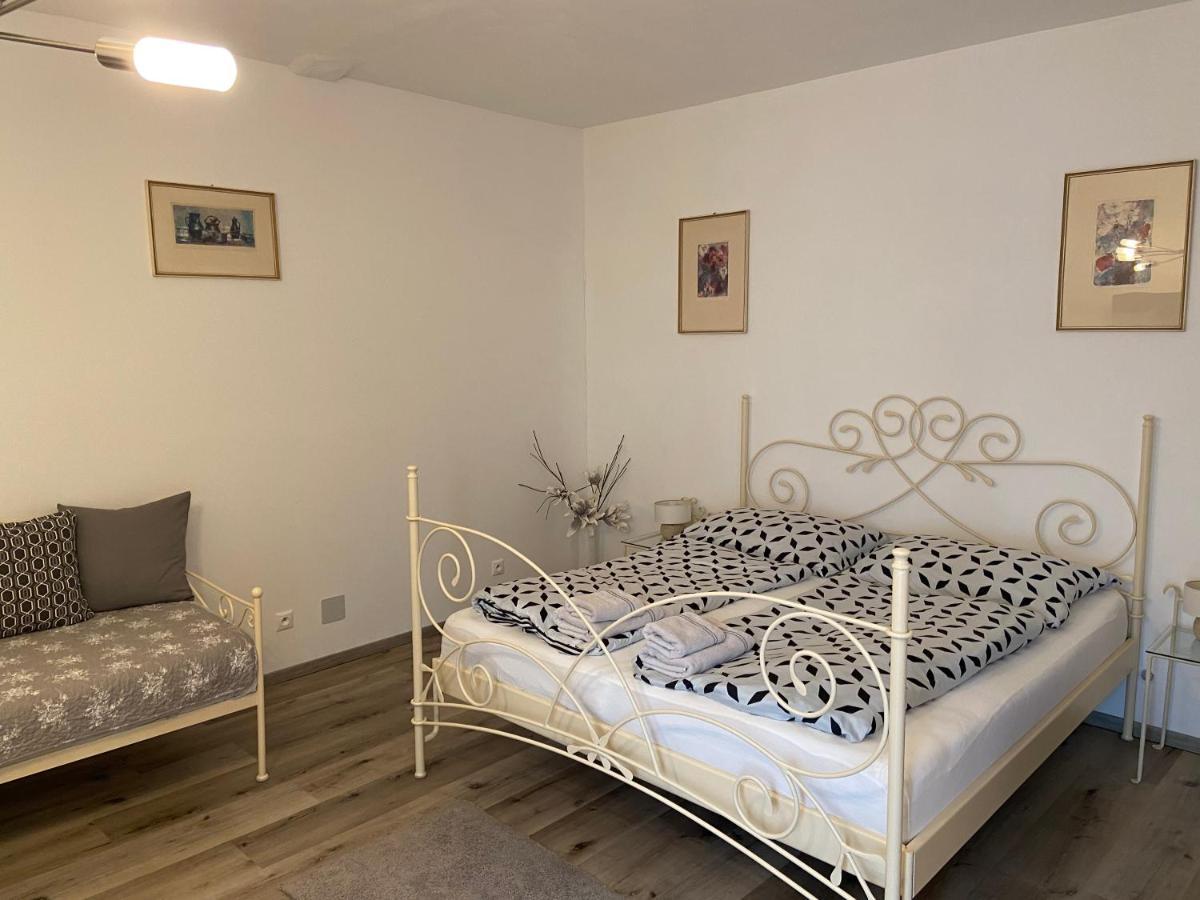 Na Kapucinske Hotel Mikulov Ngoại thất bức ảnh