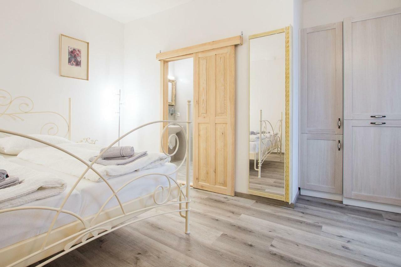 Na Kapucinske Hotel Mikulov Ngoại thất bức ảnh