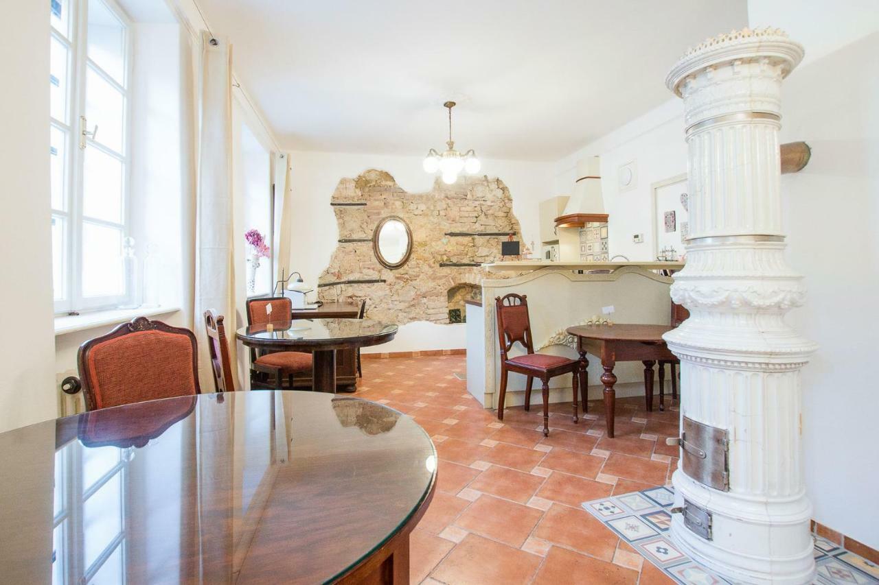 Na Kapucinske Hotel Mikulov Ngoại thất bức ảnh